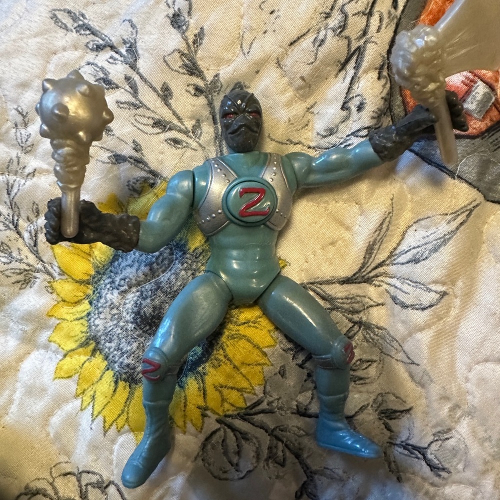 Mighty Morphin Power Ranger Figures - Picture 6 of 8